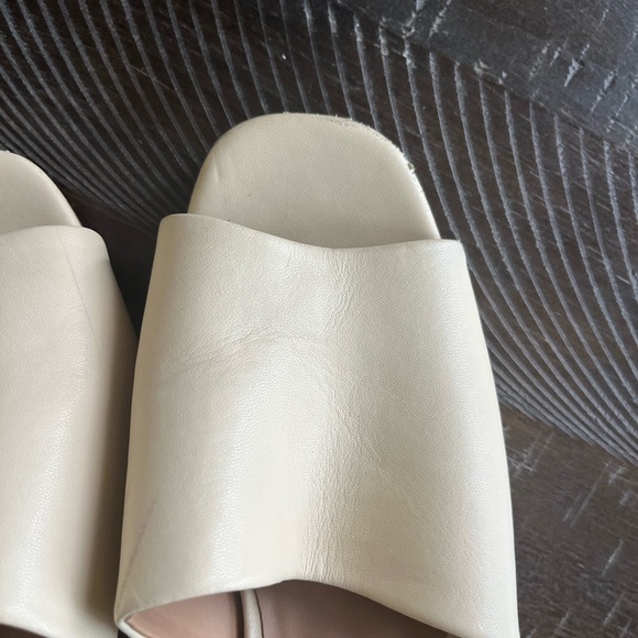 Aerosoles tan slip on block heel size 9.5 - Picture 6 of 8